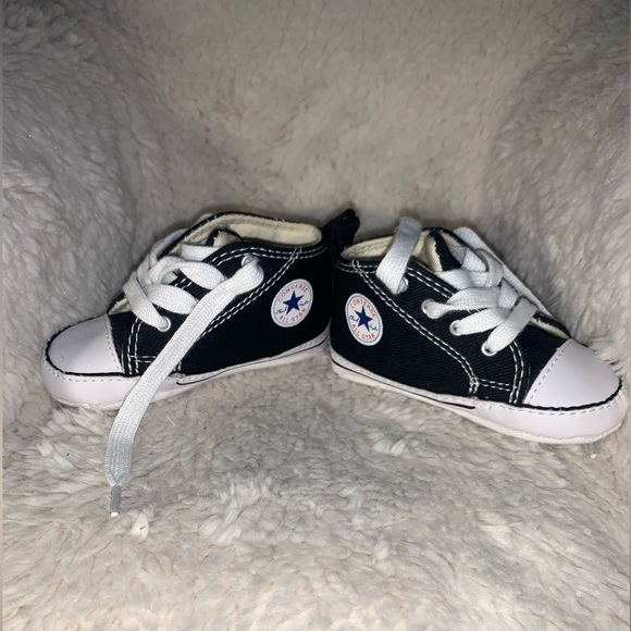 CONVERSE CHUCK TAYLOR ALL STAR HIGH TOPS SIZE 3 INFANT CRIB SHOE NAVY BLUE - Picture 1 of 12